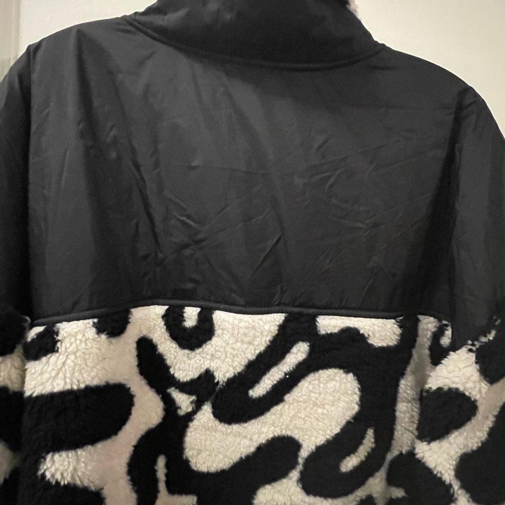 Grayson Threads Fleece - Picture 10 of 12